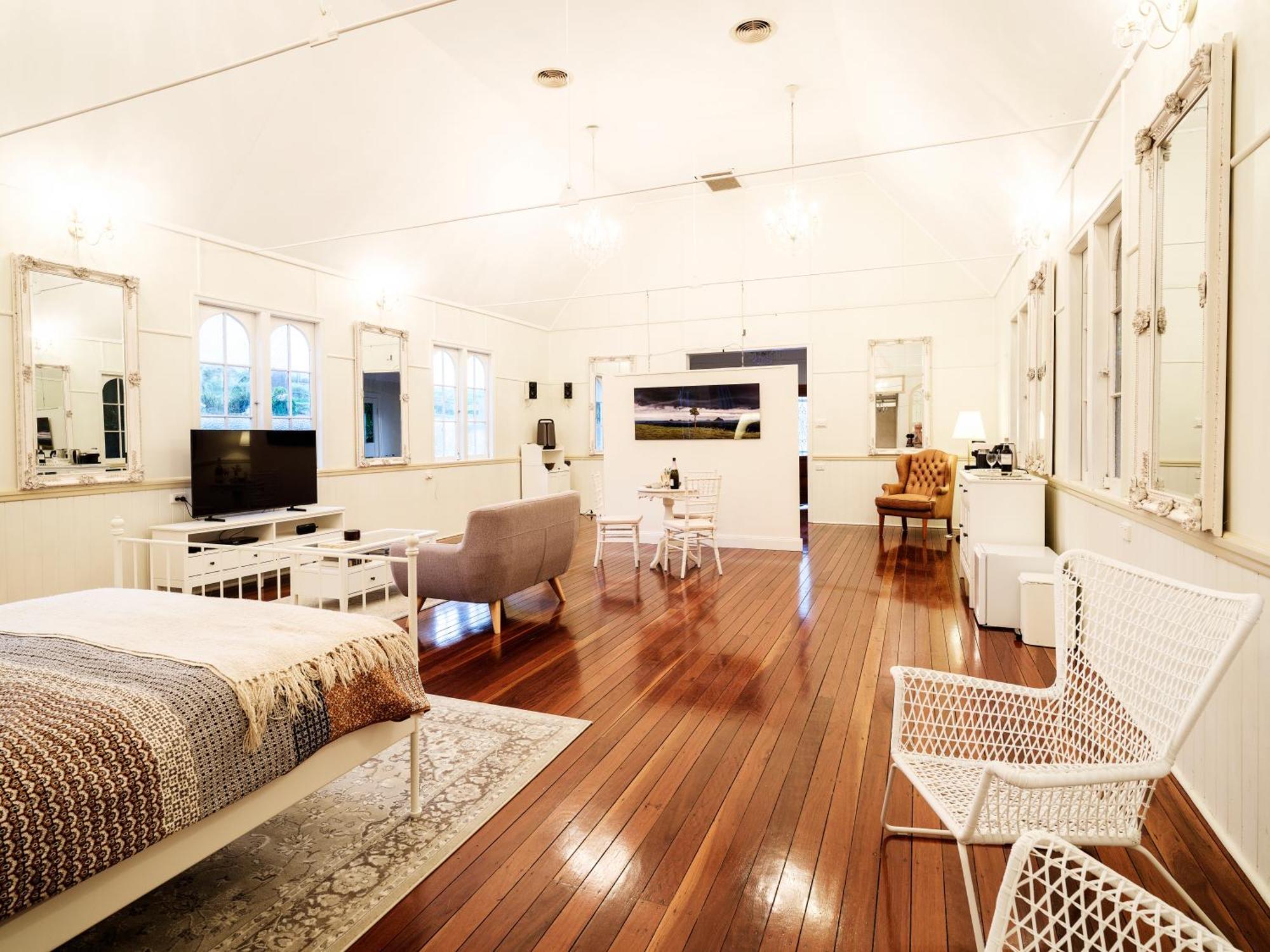 Apartment Little White Chapel Maleny
