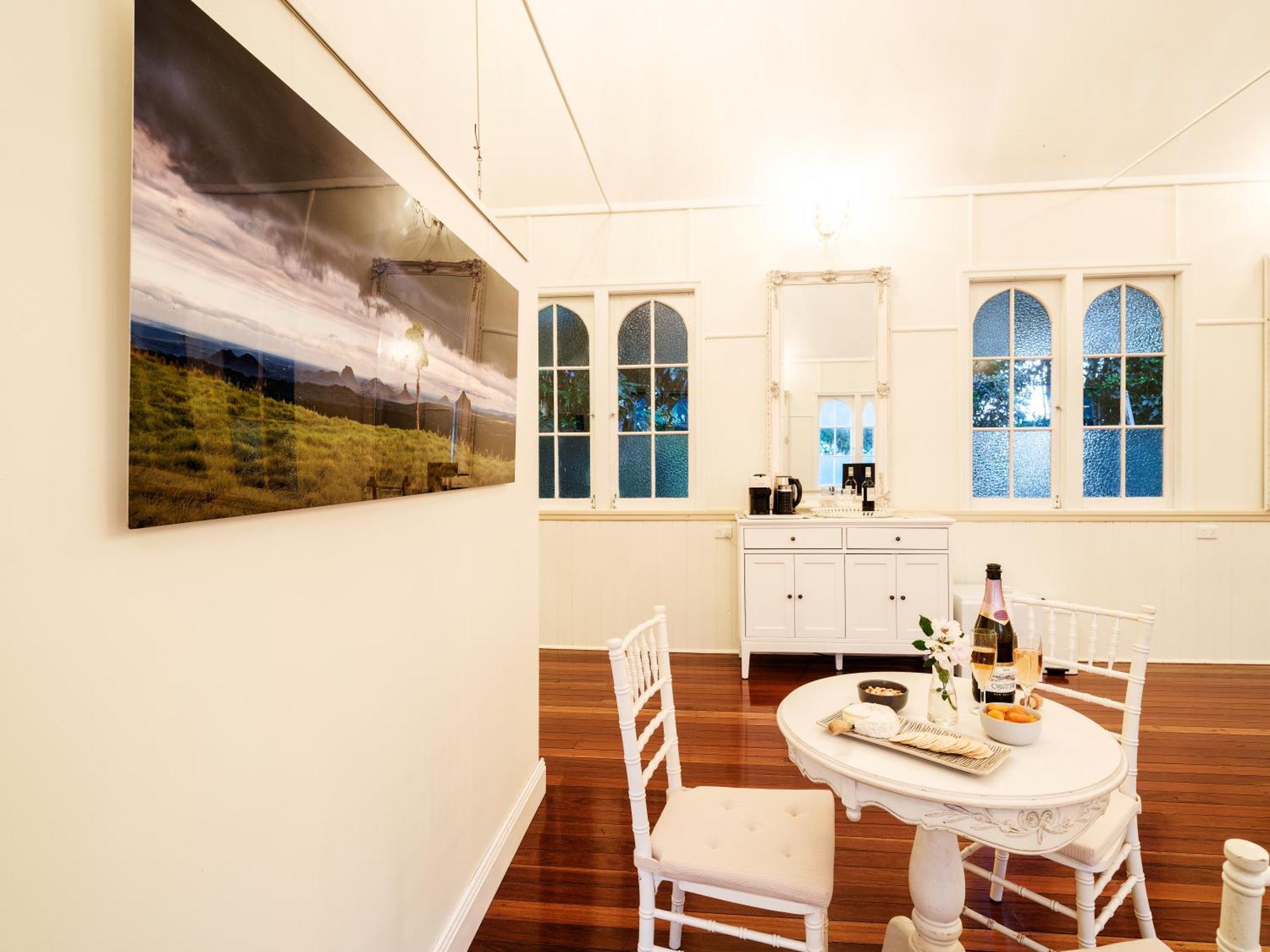 Little White Chapel * Maleny